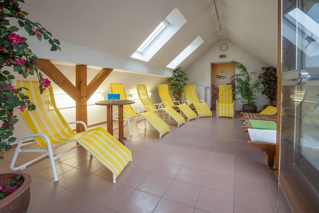 Hotel Gasthof Gose Ziegenhagen Exteriör bild